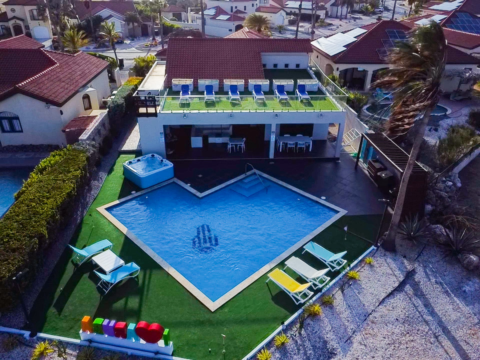 A Luxury Villa Paradise on The Green